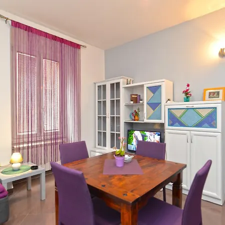 Apartamento Apartment Radmila 1673